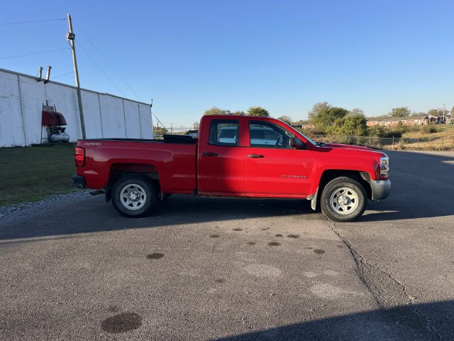 Used 2017 Chevrolet Silverado 1500 W/T w/ Trailering Package AWD/4WD image 2