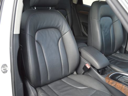 Used 2011 Audi Q5 3.2 Premium Plus AWD/4WD image 24