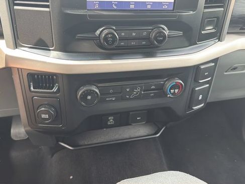 Used 2021 Ford F150 XLT RWD image 28