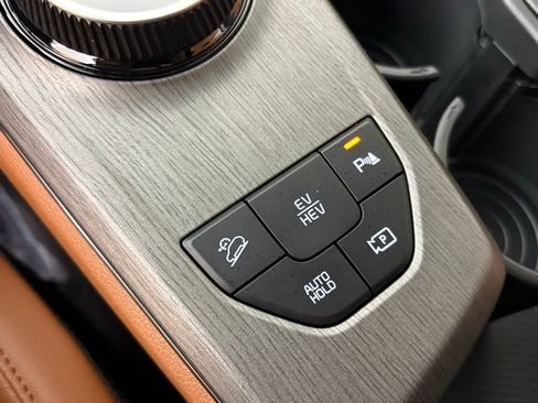 New 2026 Kia Sportage X-Line AWD/4WD image 32