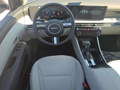 New 2026 Hyundai Tucson SEL AWD/4WD image 3