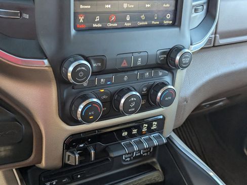 Used 2019 RAM 2500 Laramie image 29