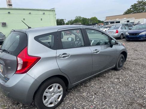 Used 2015 Nissan Versa Note SV FWD image 4