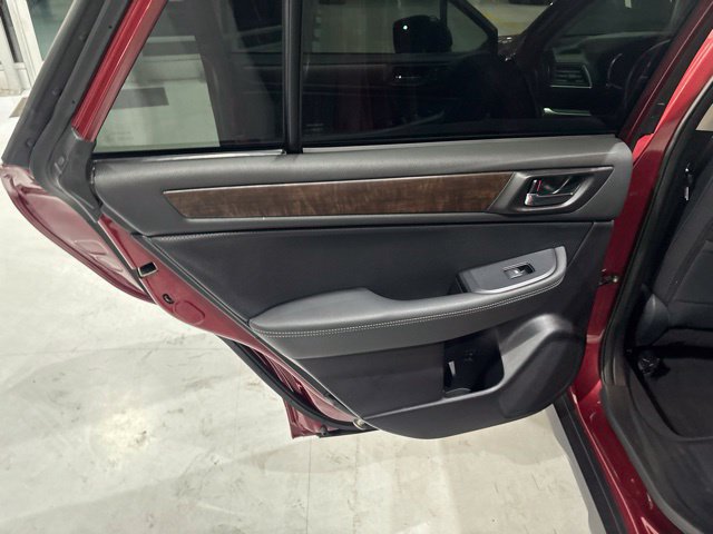 Used 2017 Subaru Outback 2.5i Limited AWD/4WD image 19