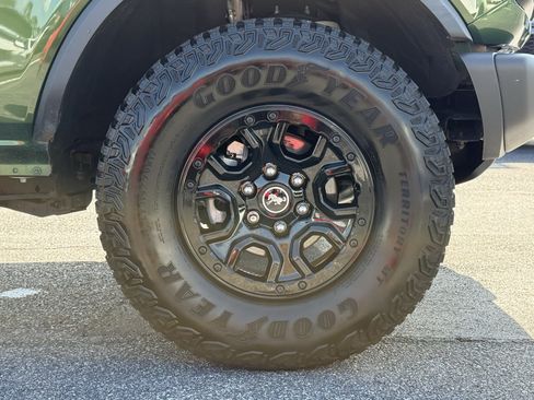 Used 2023 Ford Bronco Wildtrak AWD/4WD image 13