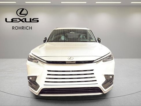 New 2025 Lexus TX 500h AWD image 1
