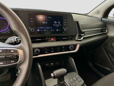 Used 2024 Kia Sportage LX image 25