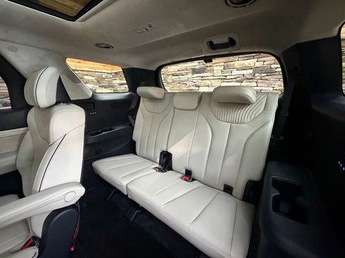 Certified 2023 Hyundai Palisade Calligraphy w/ Cargo Package image 36