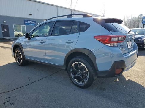 Used 2023 Subaru Crosstrek 2.0i Premium image 4