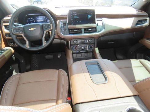 Used 2023 Chevrolet Tahoe High Country RWD image 23