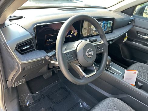 New 2026 Nissan Kicks SV w/ Charging Package FWD image 20