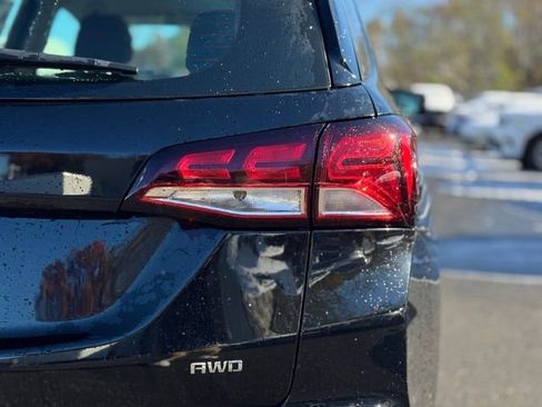 Used 2024 Chevrolet Equinox LS image 8