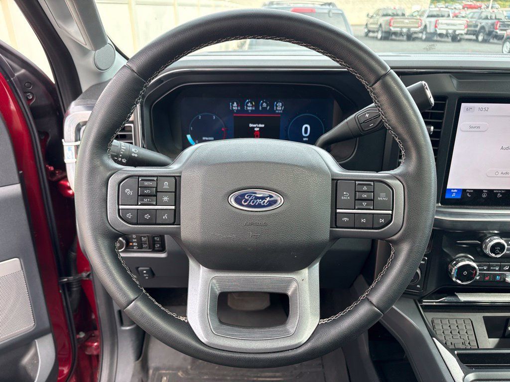 Used 2025 Ford F350 Lariat w/ Lariat Ultimate Package AWD/4WD image 10