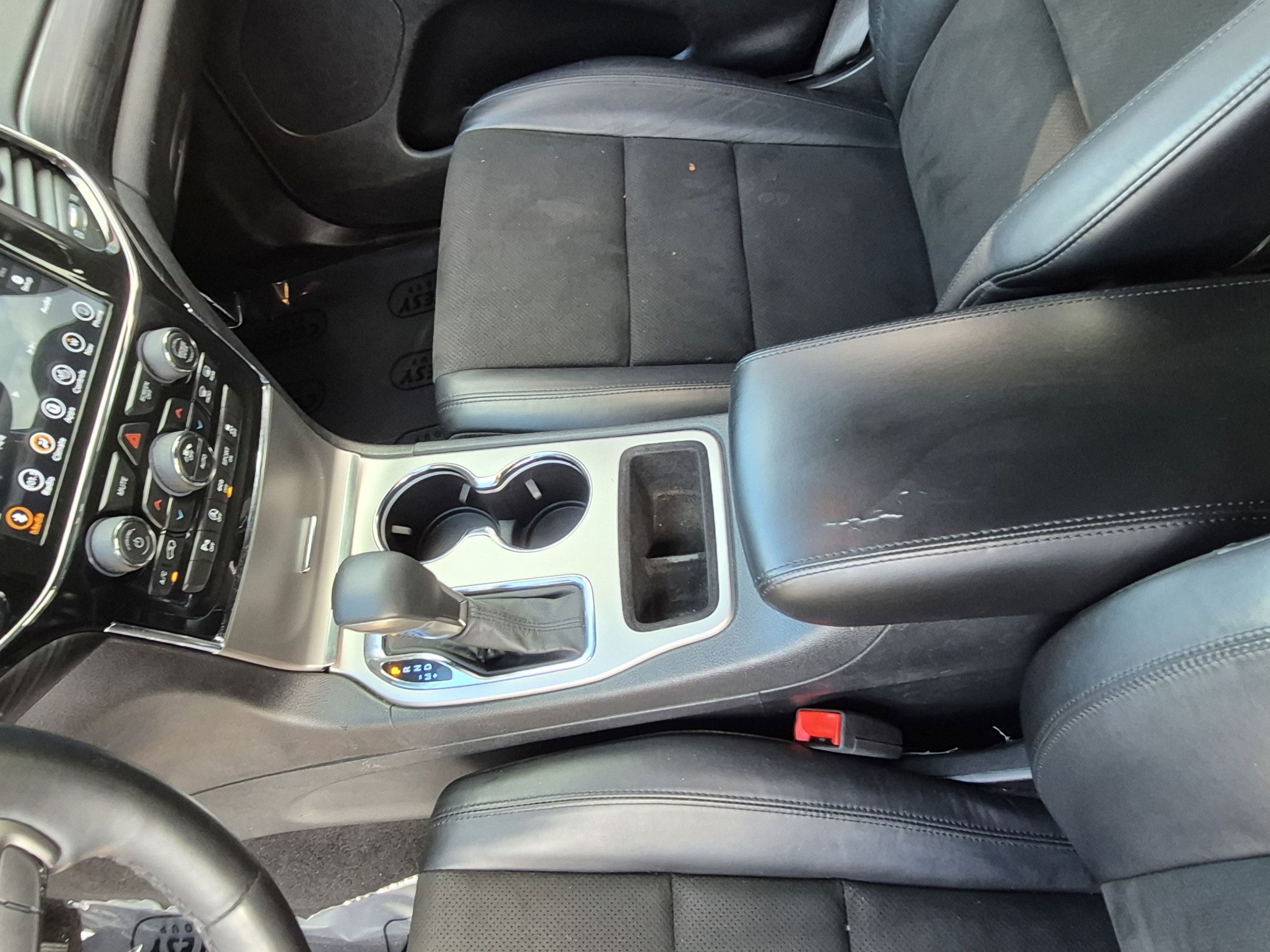 Used 2019 Jeep Grand Cherokee Altitude RWD image 22