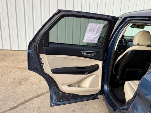 Certified 2019 Ford Edge Titanium w/ Cold Weather Package image 14