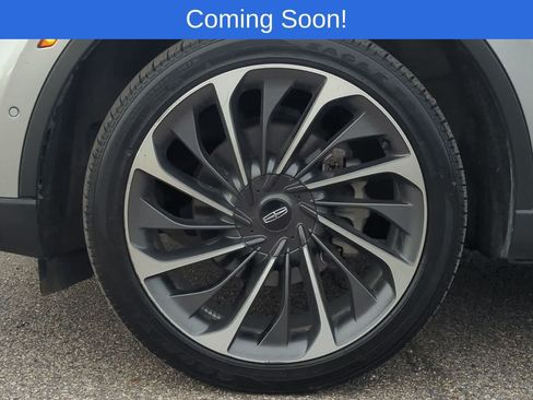 Used 2024 Lincoln Aviator Reserve w/ Equipment Group 201A AWD/4WD image 13