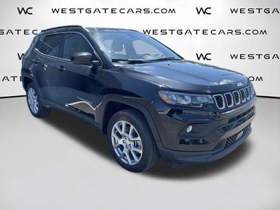 New 2024 Jeep Compass Latitude w/ Sun and Sound Group