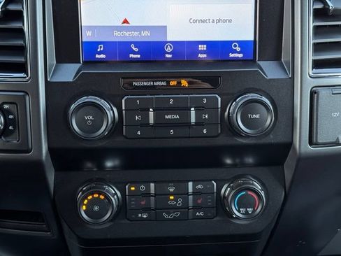 Used 2020 Ford F150 XLT w/ Equipment Group 302A Luxury AWD/4WD image 14
