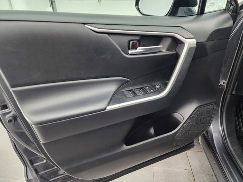 Used 2024 Toyota RAV4 XLE image 36