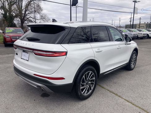 Certified 2022 Lincoln Corsair Standard w/ Equipment Group 101A image 3