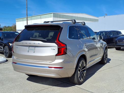New 2026 Volvo XC90 T8 Ultra w/ Lounge Package image 7