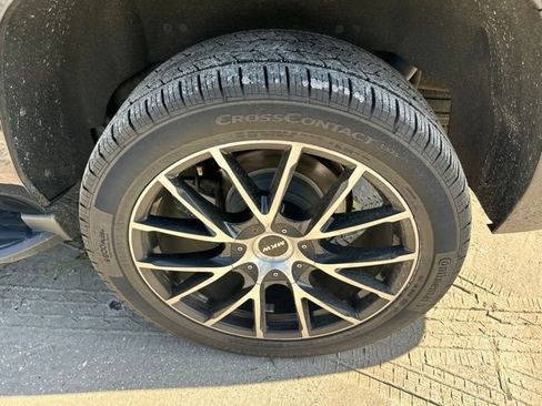 Used 2019 Chevrolet Tahoe LT AWD/4WD image 21