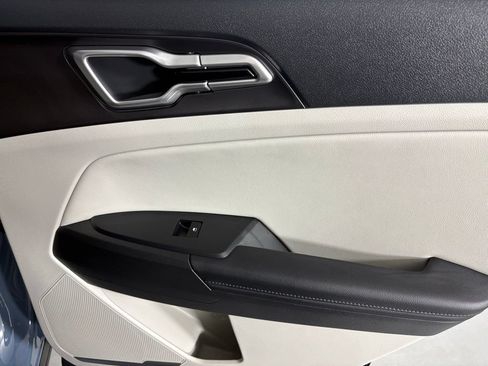 New 2026 Kia Sportage EX AWD/4WD image 15