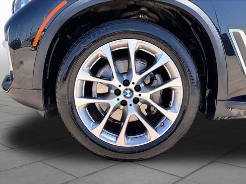 Used 2023 BMW X5 xDrive40i AWD/4WD image 11