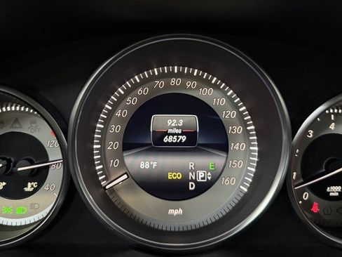 Used 2014 Mercedes-Benz E 350 Sedan image 14