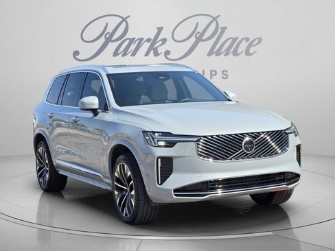 Used 2026 Volvo XC90 B6 Plus w/ Protection Package Premier AWD/4WD image 8