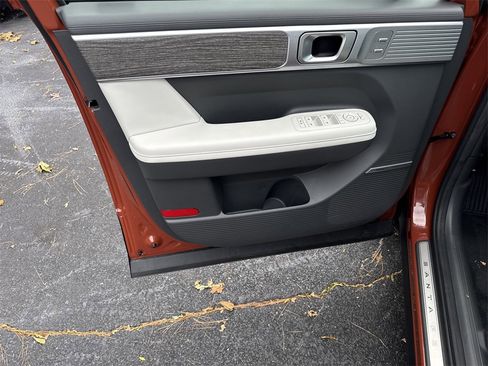 Used 2024 Hyundai Santa Fe Calligraphy image 10