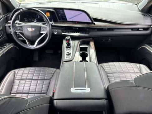 Used 2023 Cadillac Escalade Sport Platinum w/ LPO, ONYX Package AWD/4WD image 21