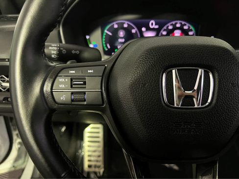 Used 2025 Honda Accord Sport image 19