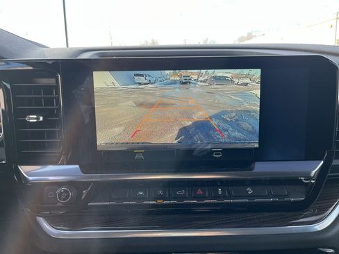 Used 2022 Chevrolet Silverado 1500 RST image 15