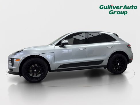 Used 2020 Porsche Macan AWD/4WD image 2