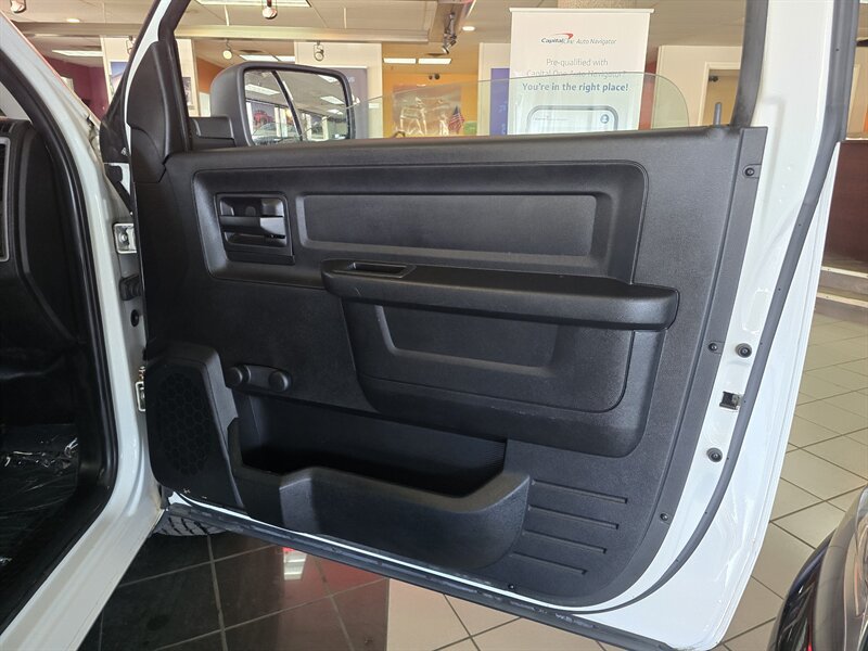 Used 2014 RAM 1500 Tradesman RWD image 9