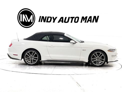 Used 2018 Ford Mustang GT Premium RWD image 3