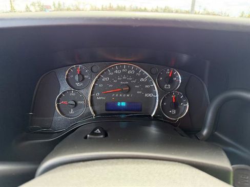 Used 2020 Chevrolet Express 2500 Extended w/ Driver Convenience Package RWD image 23