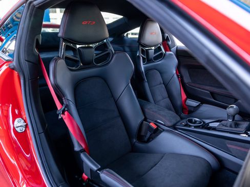 Certified 2024 Porsche 911 GT3 RWD image 53