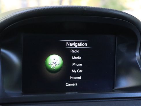 Used 2016 Volvo XC70 T5 Platinum w/ Climate Package image 28