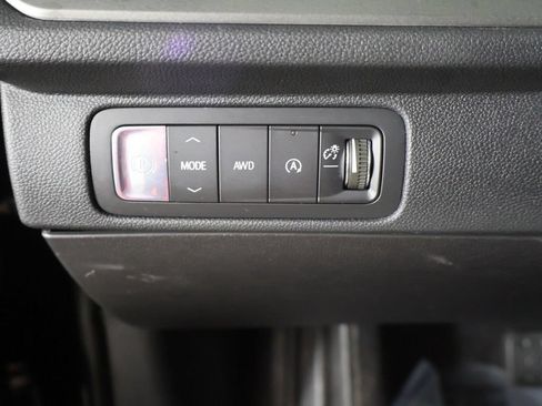 Used 2026 Chevrolet Traverse LT w/ Driver Confidence Package AWD/4WD image 38