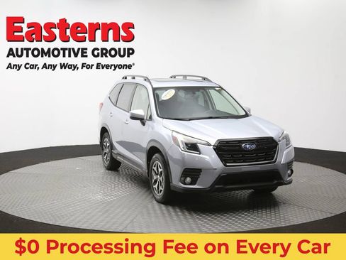 Used 2023 Subaru Forester Premium AWD/4WD image 54