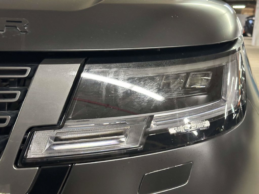 Used 2023 Land Rover Range Rover Long Wheelbase Autobiography AWD/4WD image 9