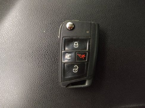Used 2020 Volkswagen Jetta S FWD image 32