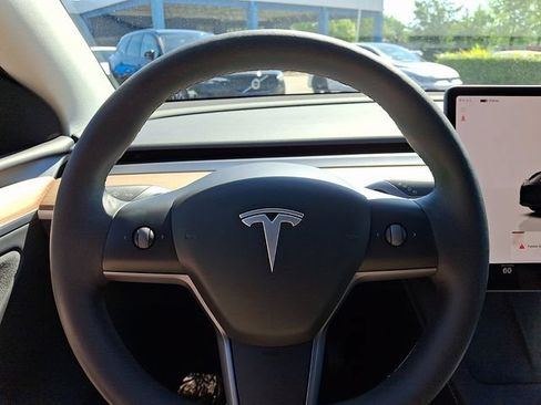 Used 2023 Tesla Model Y Long Range AWD/4WD image 22