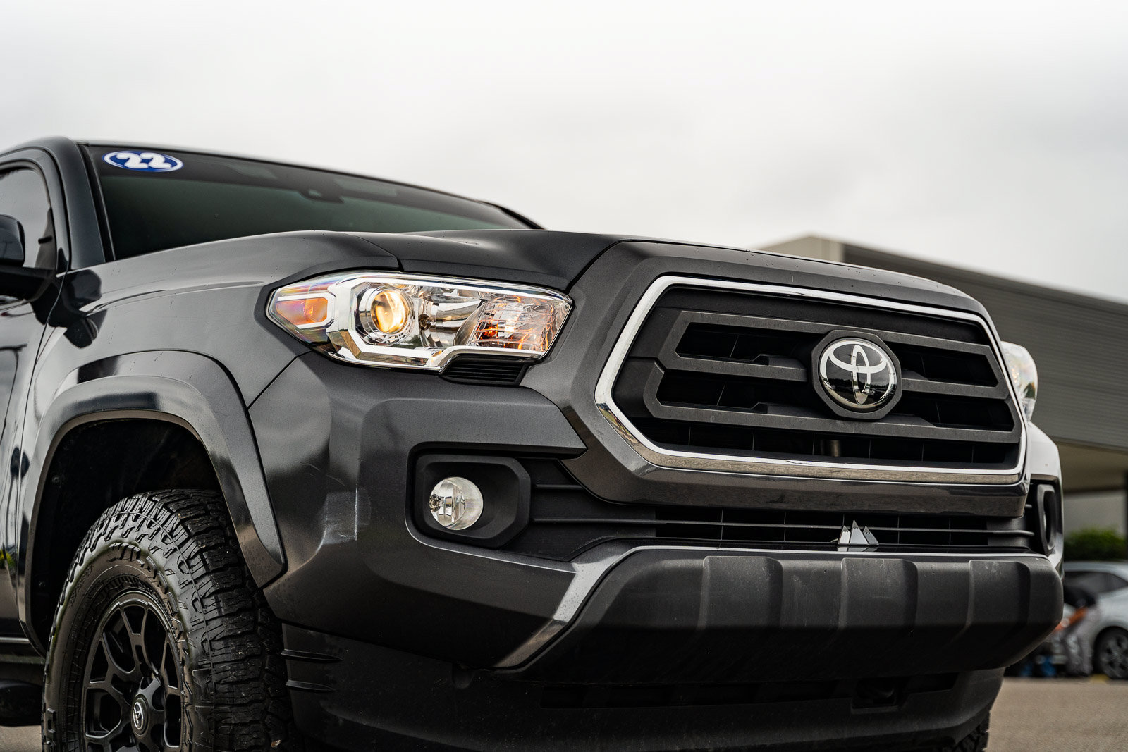 Used 2022 Toyota Tacoma SR5 w/ Technology Package RWD image 10
