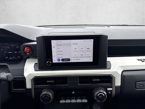 Certified 2024 Toyota Tacoma TRD Off-Road AWD/4WD image 13