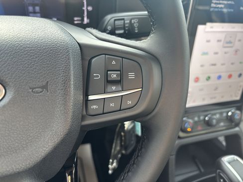 New 2025 Ford Ranger XLT w/ Equipment Group 301A High image 20