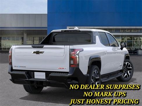 New 2025 Chevrolet Silverado EV RST image 4