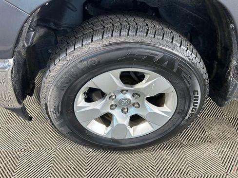 Used 2020 RAM 1500 Big Horn AWD/4WD image 11